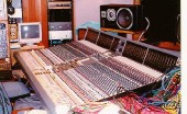 NEVE V2 Console